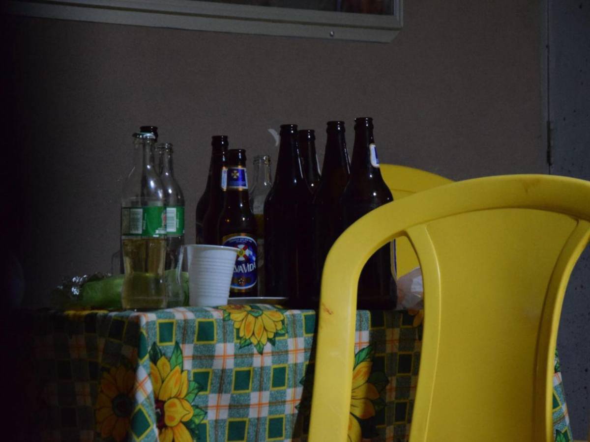 Víctimas intentaron esconderse tras el ataque: así quedó la escena de la masacre en Buenos Aires