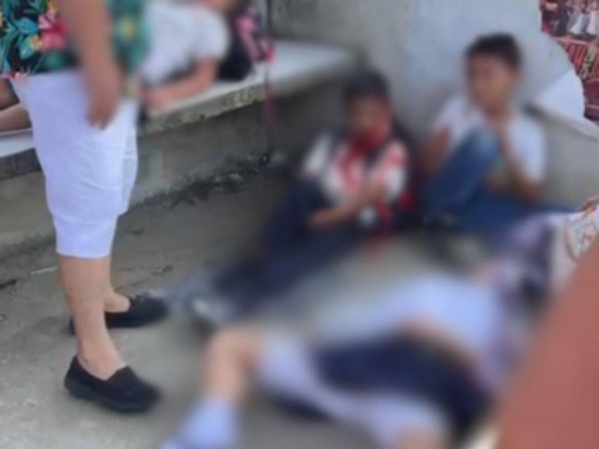 Regresaban de la escuela: un  niño muerto y seis heridos deja colisión en Omoa