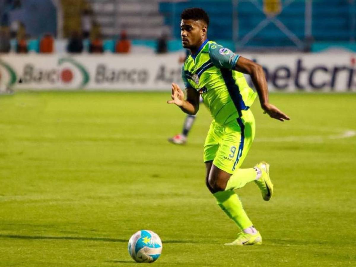 Fichajes Honduras: Se van de Olimpia y pelea crack con Motagua; legionario vuelve