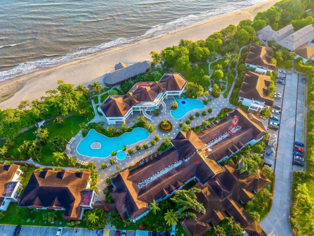 ¿Qué playas visitar en Honduras durante Semana Morazánica 2026?