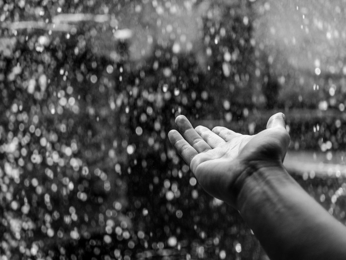 Anuncian que una onda tropical dejará varios días de lluvias en Honduras; piden prevención