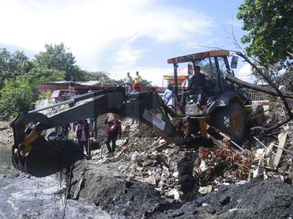 En fotos: sigue cuarto día de  búsqueda sin señales del pequeño Elvis Eliú Bautista