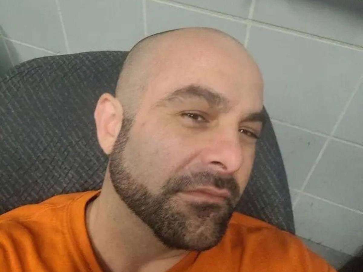 Joven que decapitó a su padrastro en Staten Island: Hice algo malo