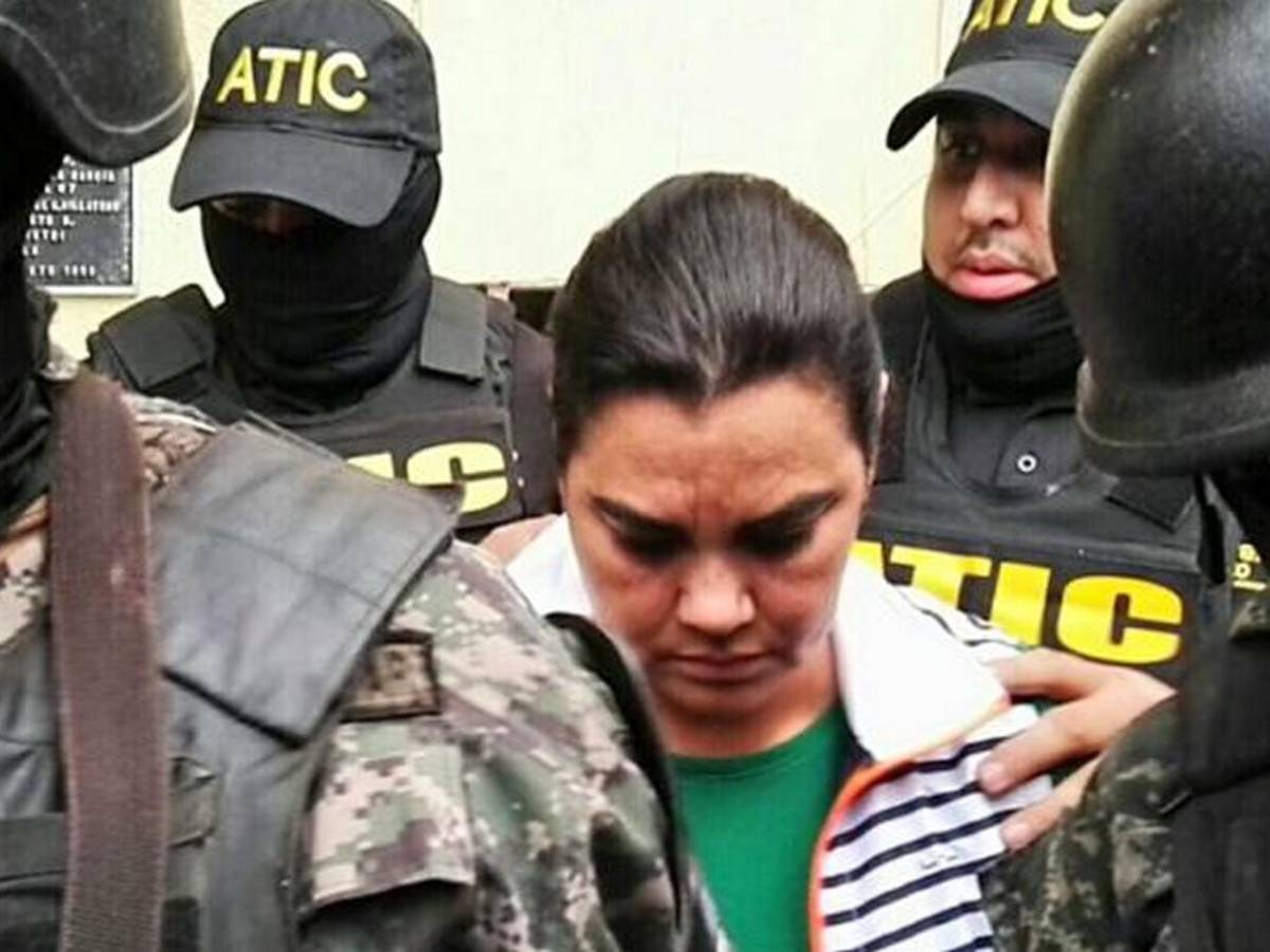 Mencionado por El Cachiro y en Caja chica del hermano: casos que salpicaron a Ramón Lobo Sosa