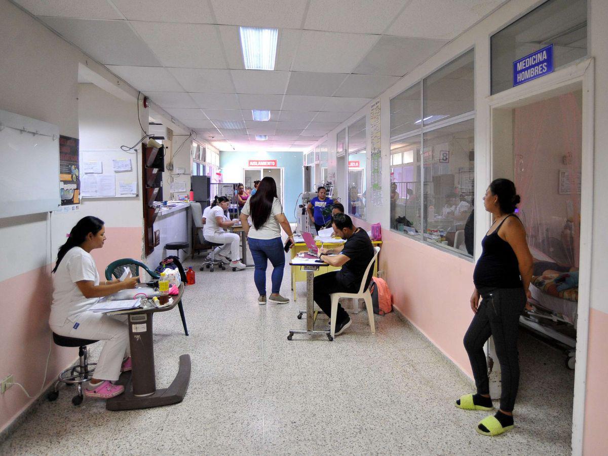 Sesal aperturó triajes para atender crisis de dengue en Comayagua