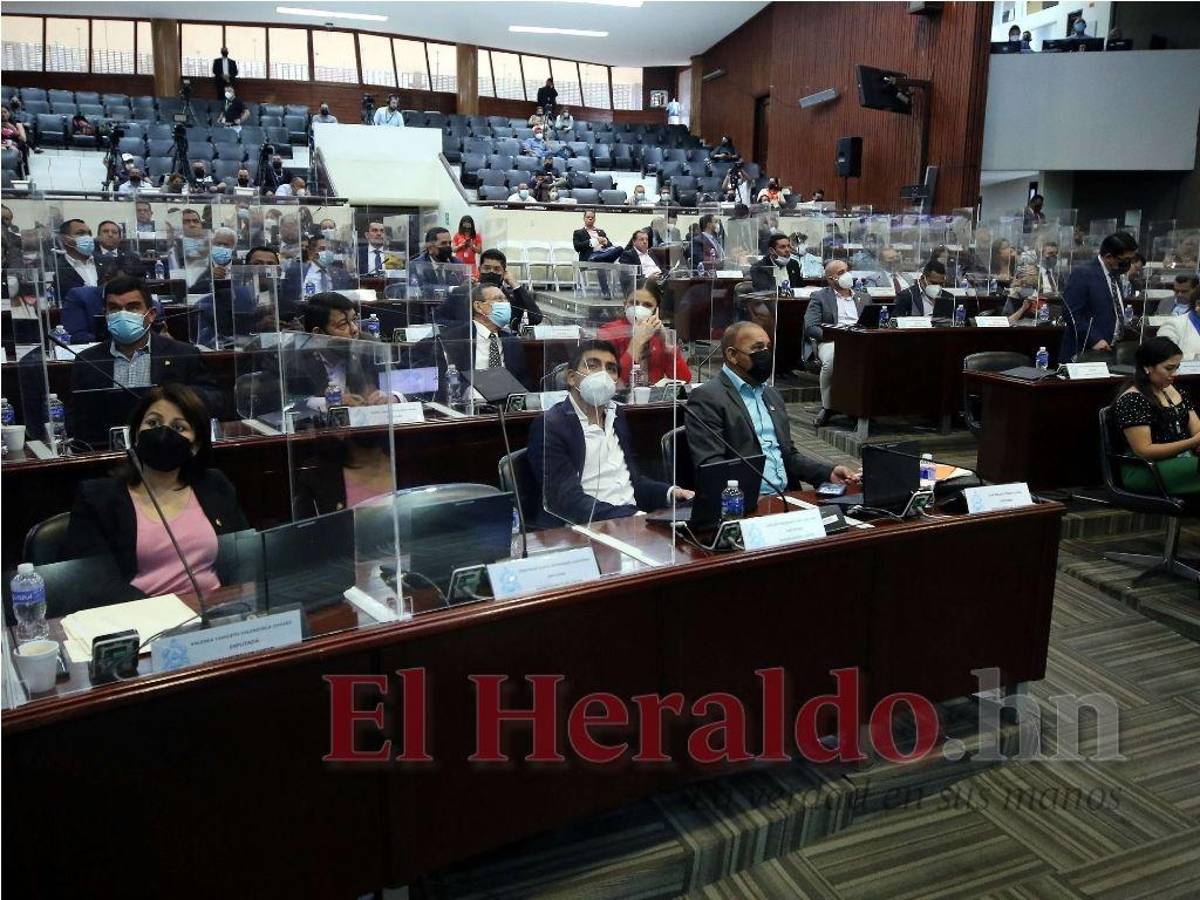 Más de un centenar de proyectos se han presentado, pero faltan dictámenes