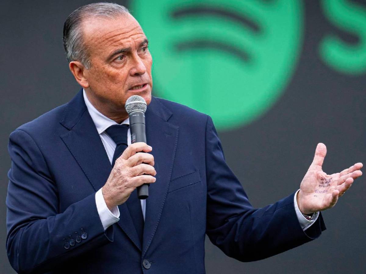 ¿Quién es Rafa Yuste, el nuevo presidente del Barcelona tras salida de Joan Laporta?