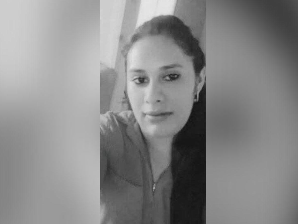 Karla Interiano fue herida de bala cuando iba en su vehículo en Santa Bárbara