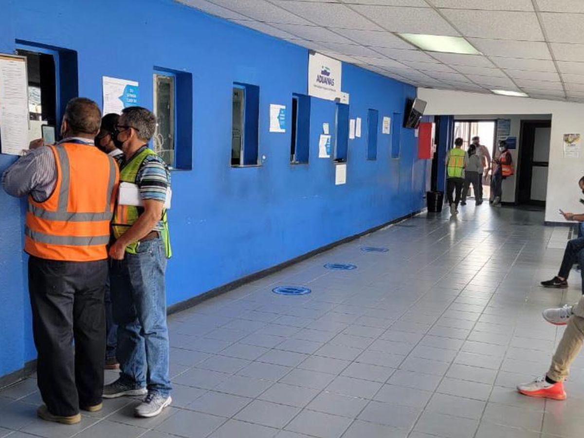 Hondureños en el exterior podrán enviar artículos libres de impuestos: ¿qué permite la nueva ley?