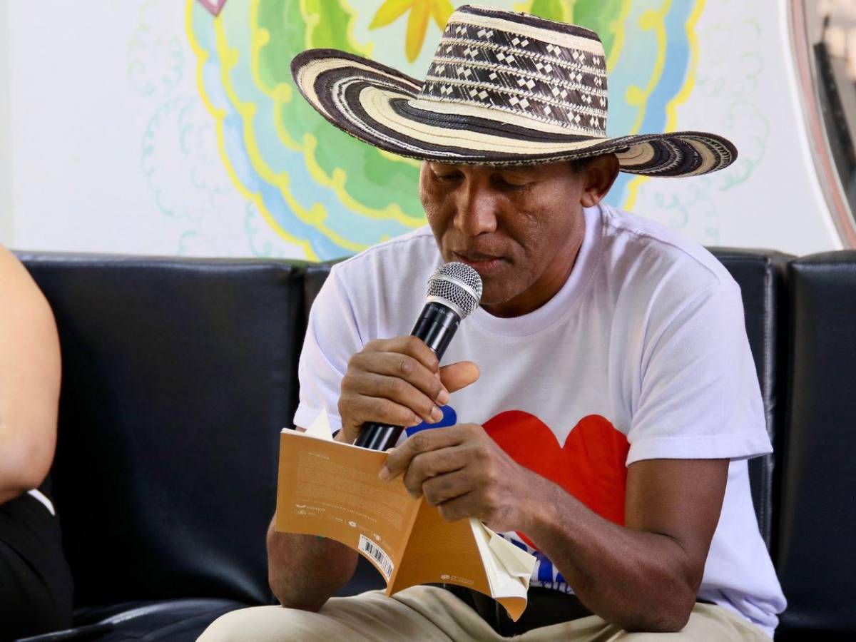 Entre lecturas de Honduras, Bélgica y Colombia inicia el Festival de Los Confines 2026