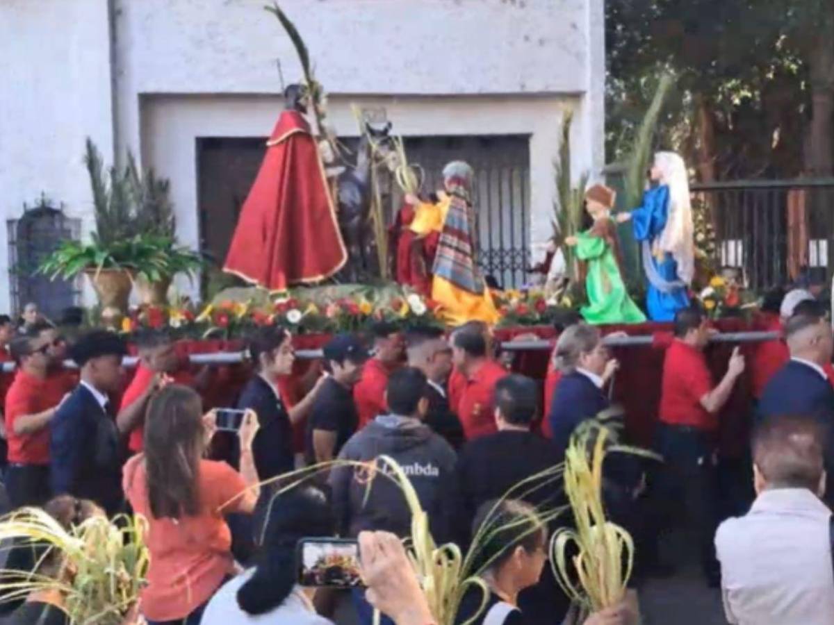 Así se vivió la tradicional procesión de Domingo de Ramos en el centro de Tegucigalpa Así se vivió la tradicional procesión de Domingo de Ramos en el centro de Tegucigalpa