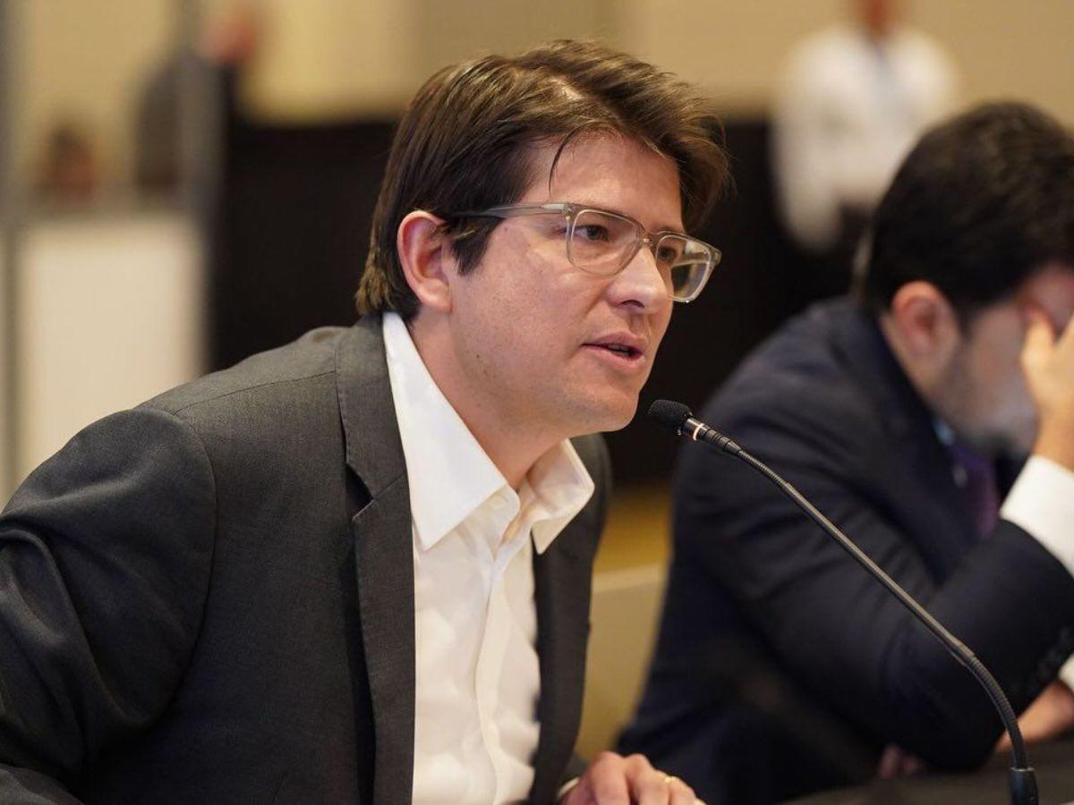 ¿Quién es Sandra Beatriz Castillo, la mujer que habló con el agresor de Miguel Uribe?