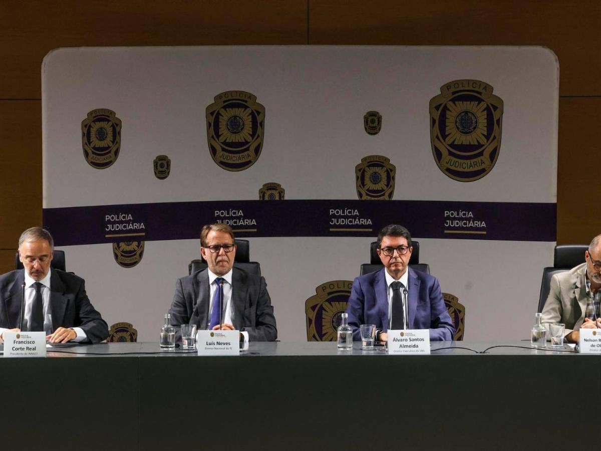 Mueren 16 personas tras fatal accidente de un ferrocarril en Portugal