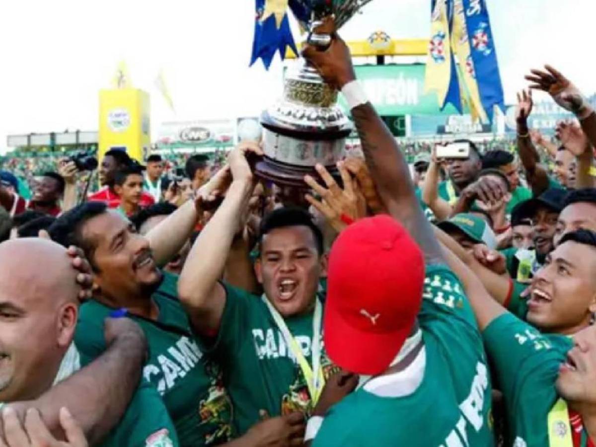 Fue campeón de Liga Nacional y ahora trabaja en construcción en EE UU: Esta es su nueva vida