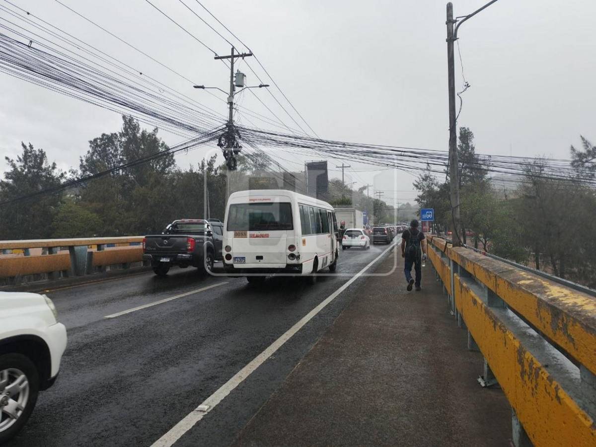 Inicio de semana fresco: Llueve sobre la capital este lunes