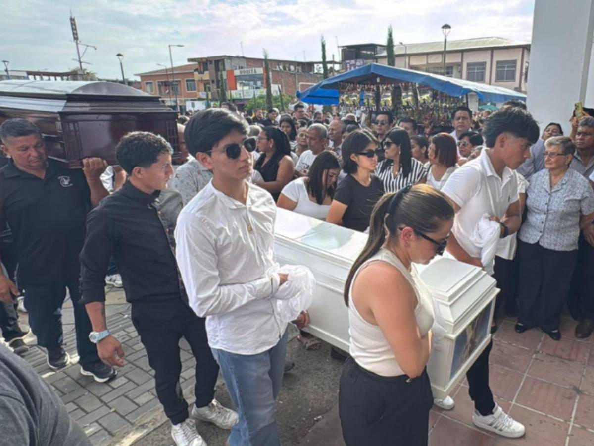 Los cuatro miembros de una familia que murieron en trágico accidente en Ecuador