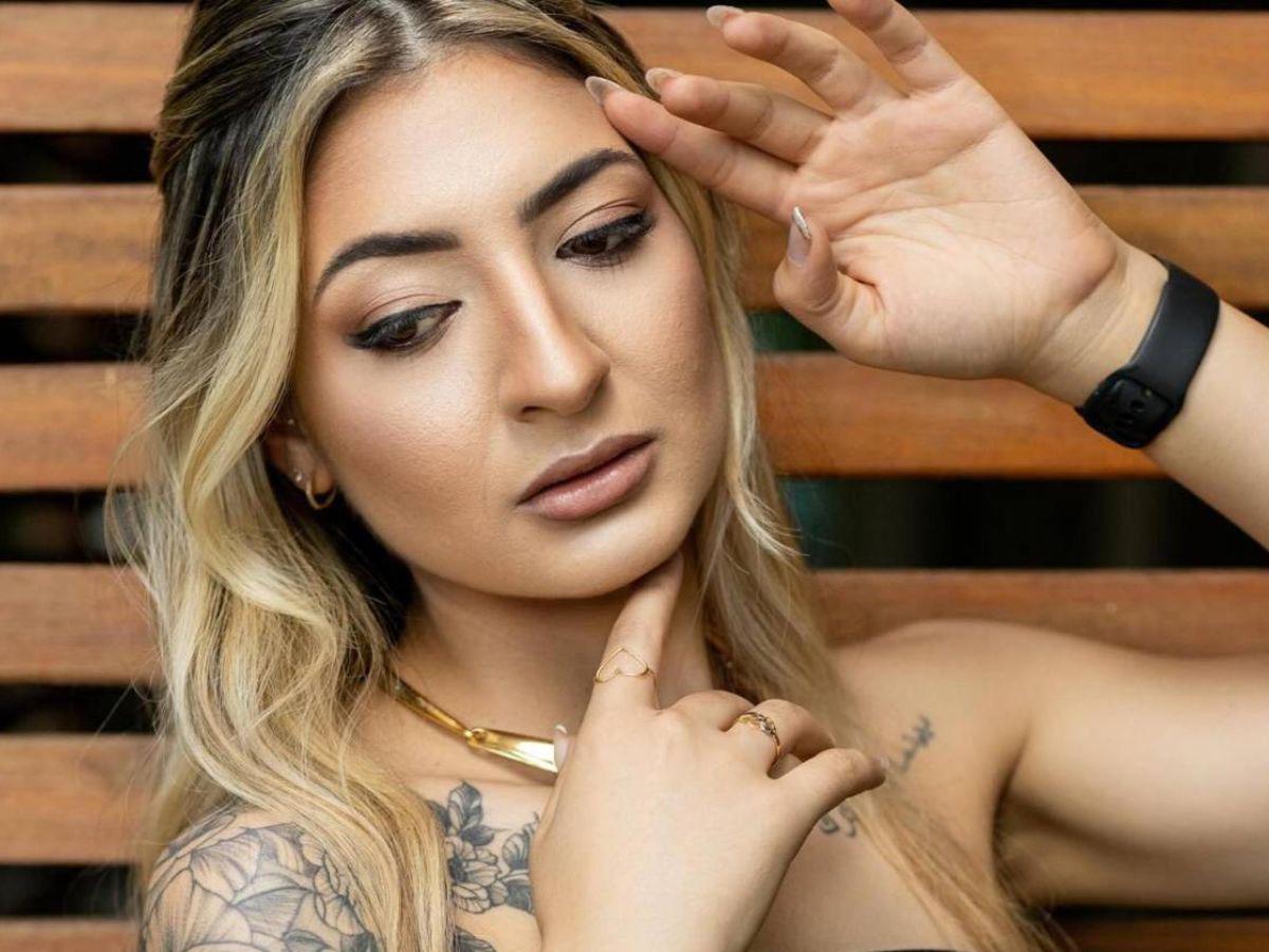 Atada y asesinada en su auto: el  hallazgo de una joven de 25 años; su exnovio, bajo sospecha