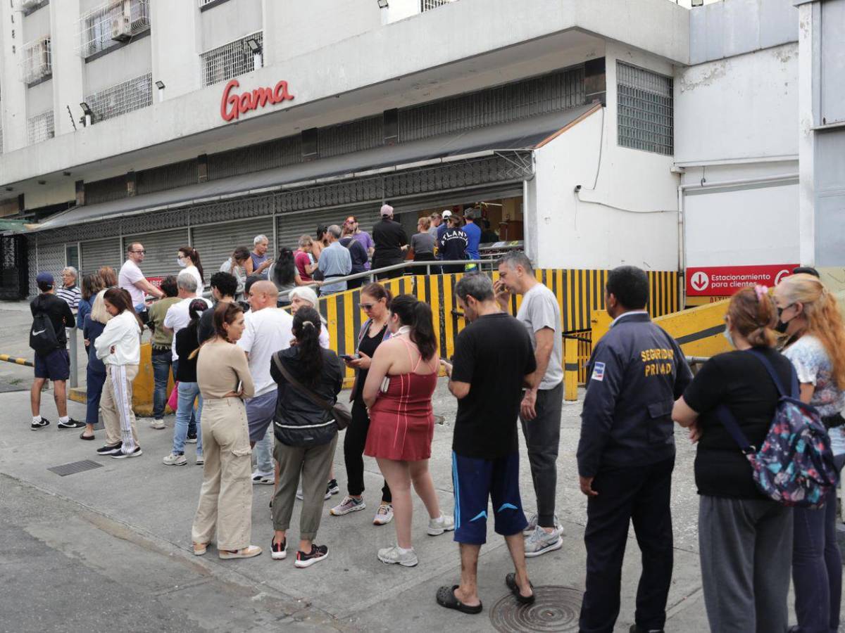 Venezuela con calles vacías y supermercados abarrotados tras captura de Maduro