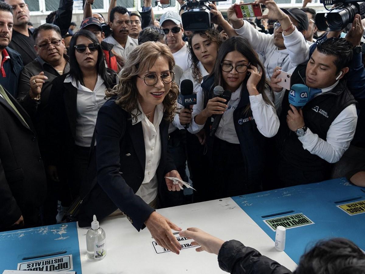 Los guatemaltecos votan en un balotaje crucial para la democracia