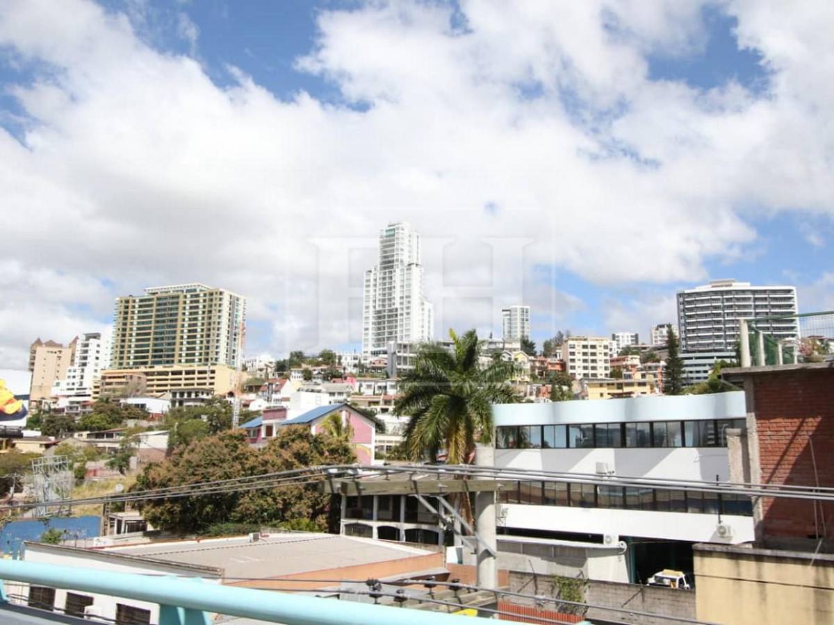 La capital vista a desnivel: edificios marcan el crecimiento vertical de Tegucigalpa