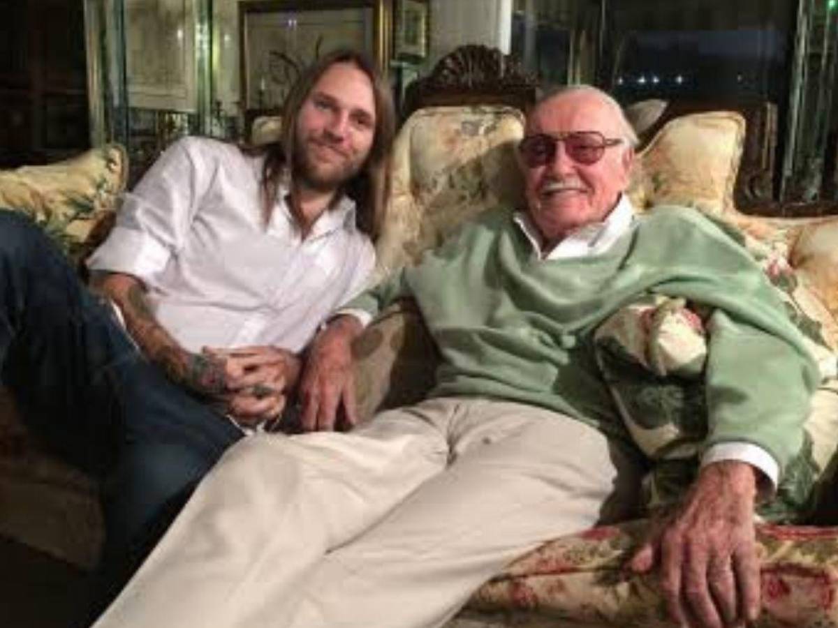 Documental expone presuntos abusos que sufrió Stan Lee antes de morir