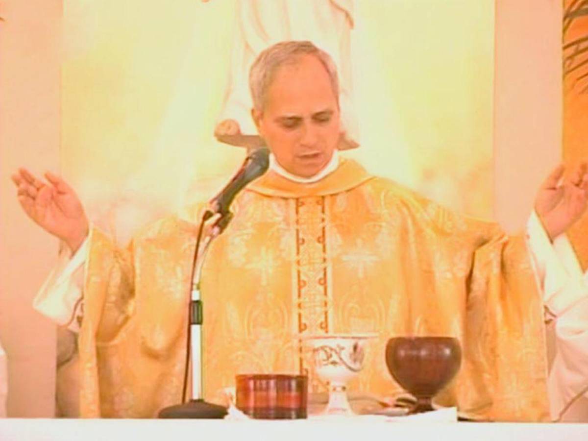 Cornelio López, el comunicador que entrevistó al papa León XIV en su visita a Honduras