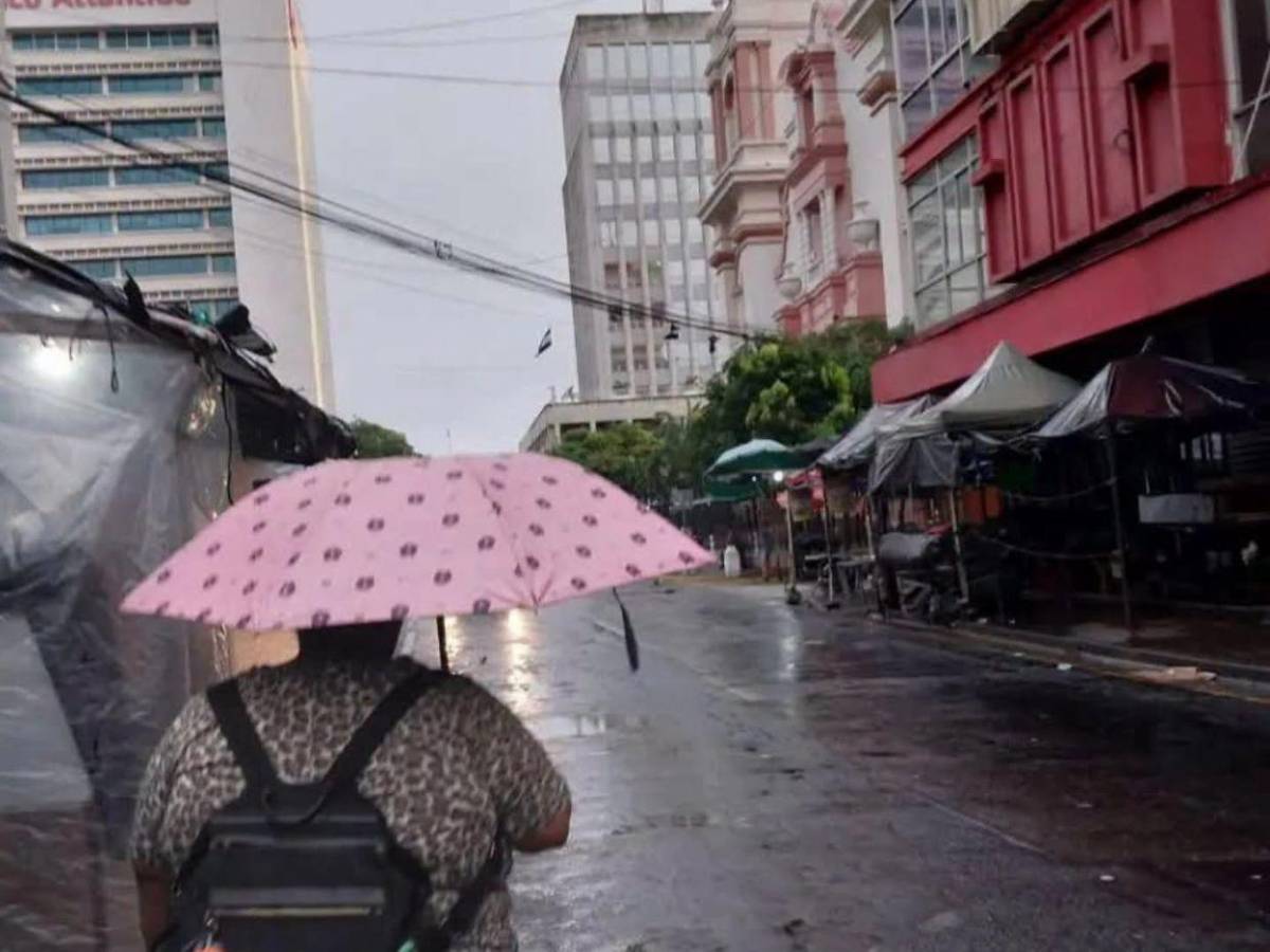 Onda tropical ingresó a Honduras hoy: pronostican lluvias con actividad eléctrica en estas zonas