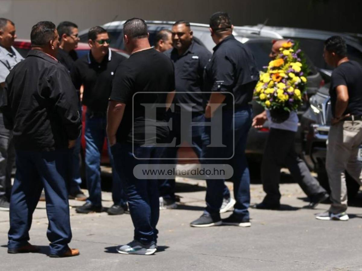 Así se vive el doloroso velorio de víctimas en Quimistán, Santa Barbará