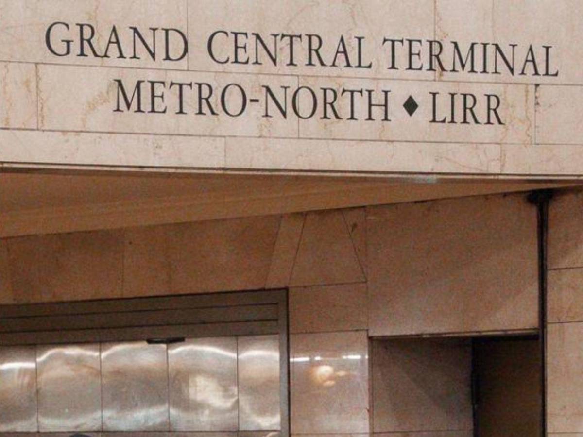 Abaten a hombre que apuñaló a tres personas en metro de Nueva York: decía ser “Lucifer”