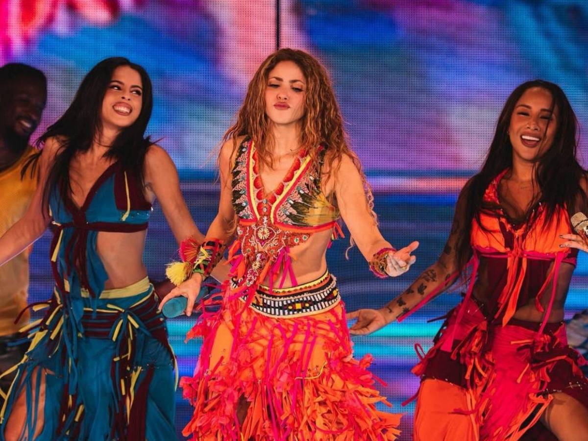 Shakira llega a los 49 años consolidada como ícono musical global