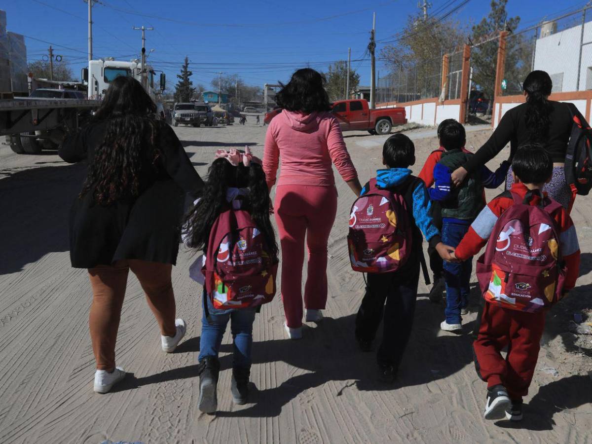 Migrantes en frontera norte y sur de México celebran Navidad en medio de la incertidumbre