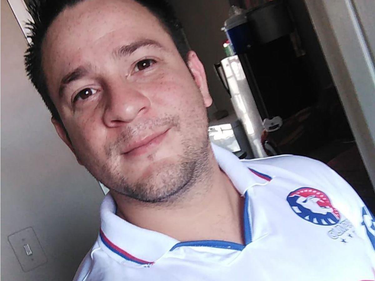 Lo llamaron y le hicieron un falso pedido para asesinarlo: crimen del chef Karim Mayes