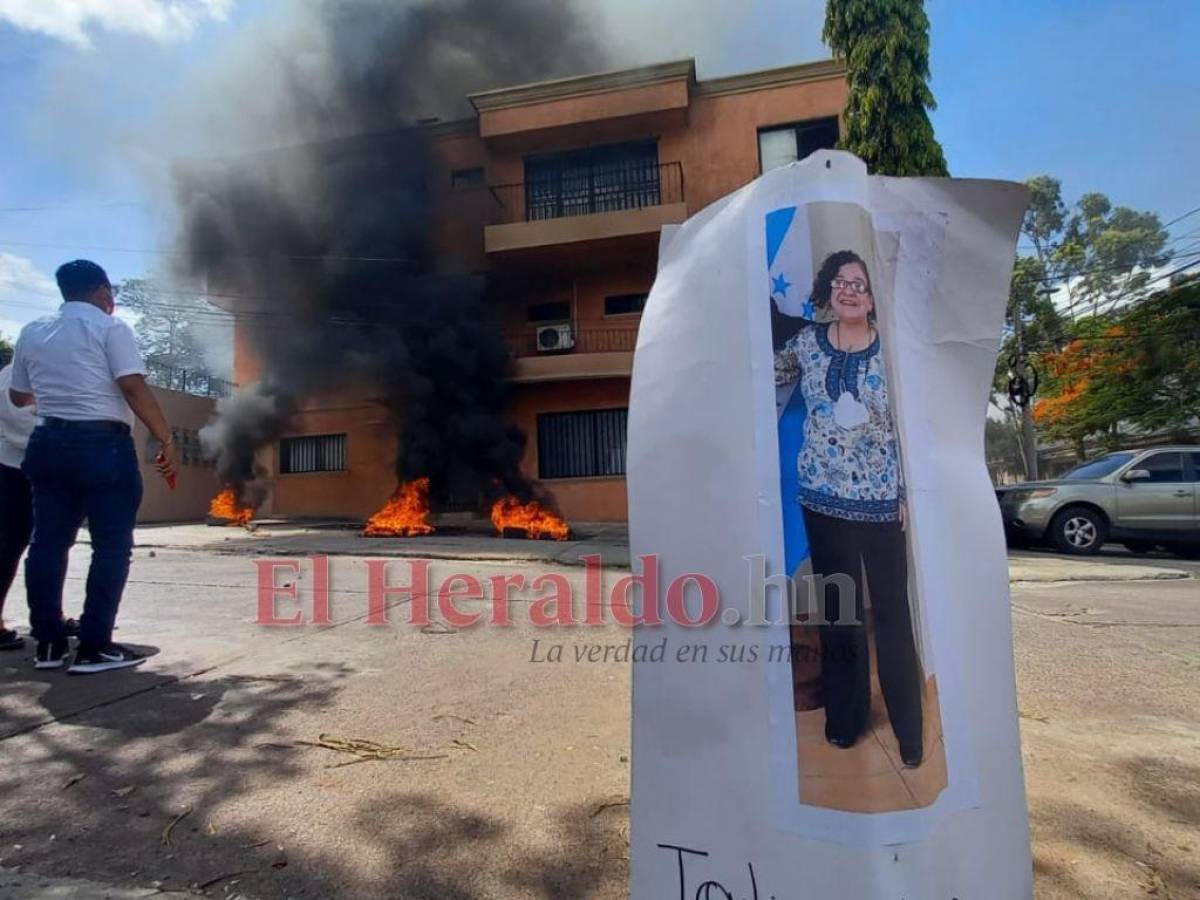 Así lucía el exterior de las oficinas de Cuidad Mujer en Tegucigalpa.