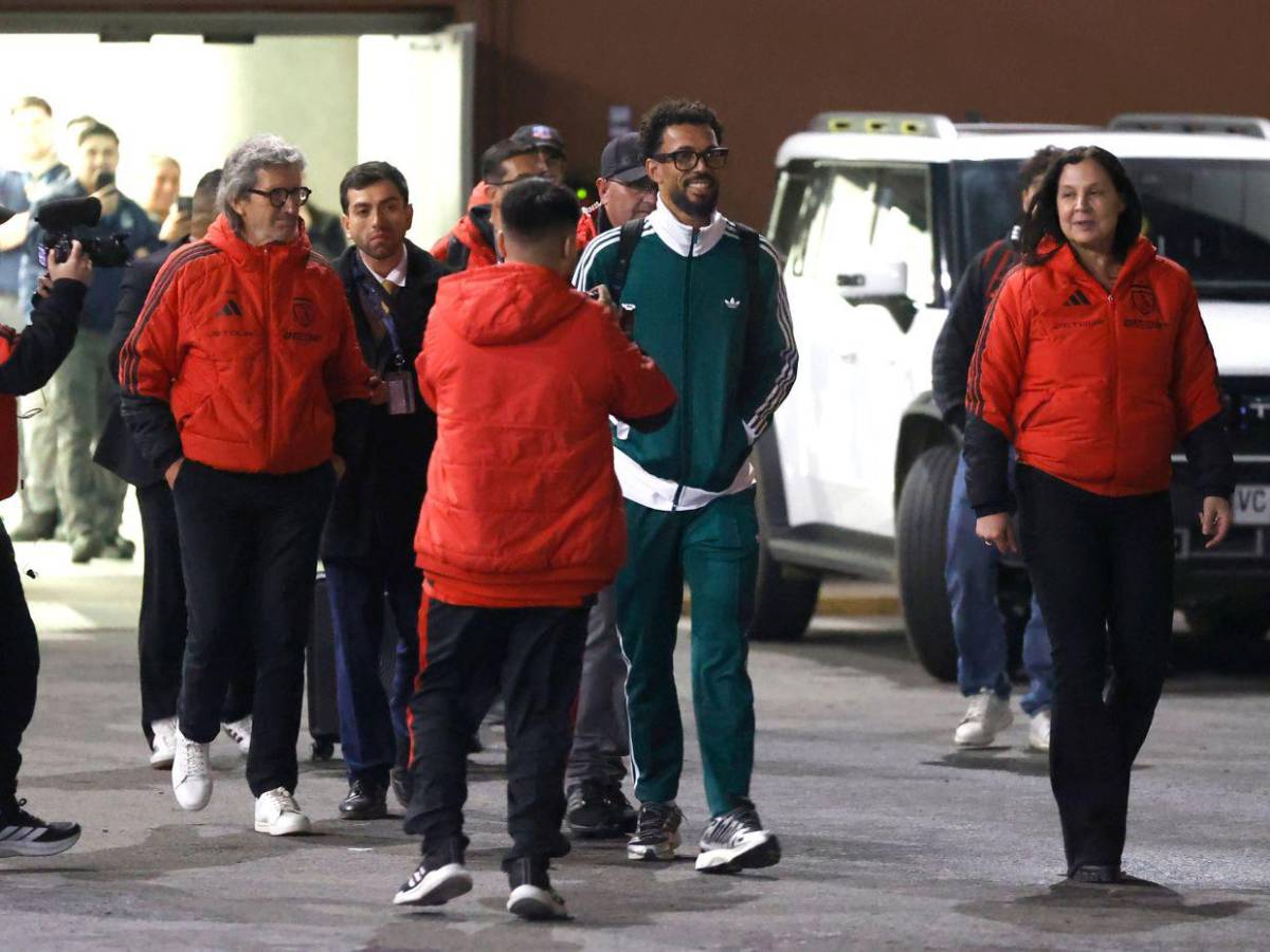 Vozinha ilusiona a Colo Colo y se declara muy feliz de haber llegado a Chile