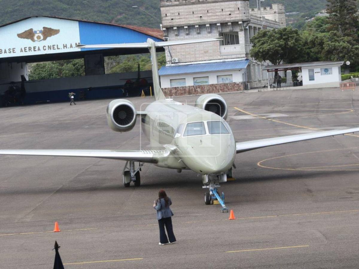 Las imágenes del polémico avión presidencial que Honduras subasta este viernes