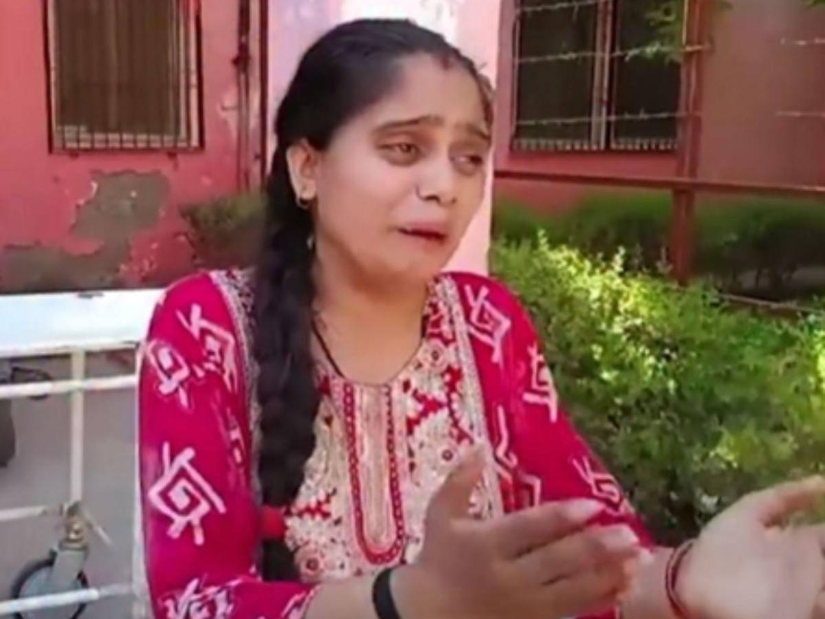 Lo azotó ocho veces contra el suelo: hombre mató a un bebé en India tras rechazo de la madre