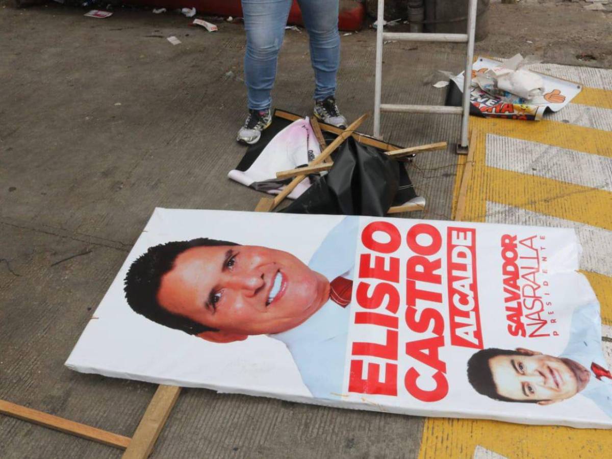 Cárteles de políticos ya están siendo retirados de las calles de la capital
