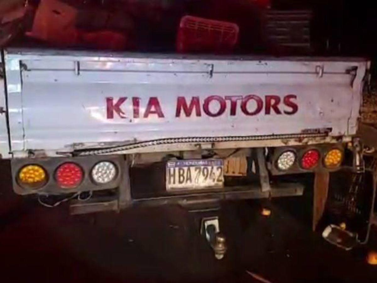 Los cuerpos quedaron atrapados en el amasijo de hierro: dos muertos deja accidente de tránsito