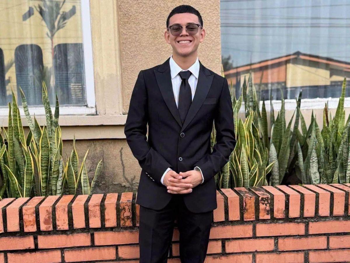 Una sola familia llora a cuatro jóvenes: despiden a los primos asesinados en La Ceiba