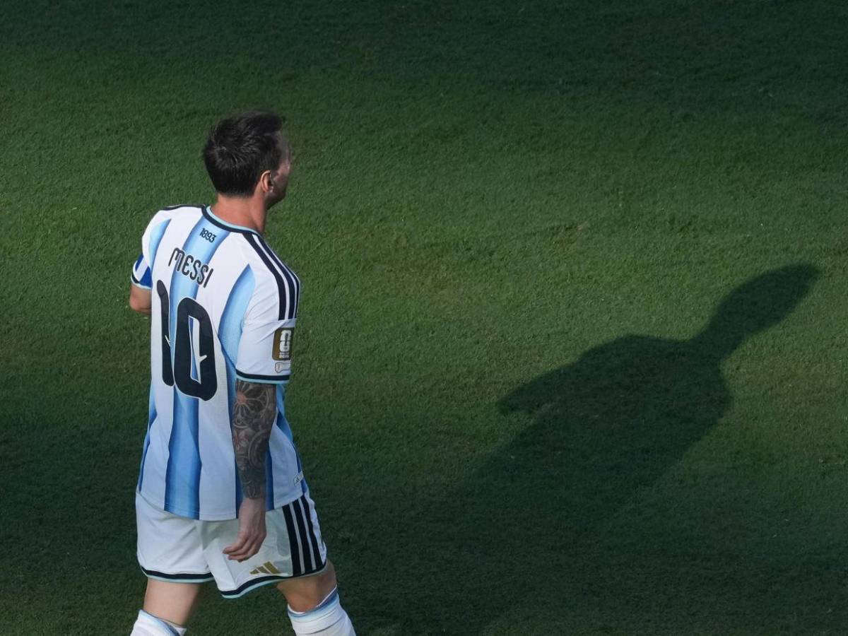 EN FOTOS: Las lágrimas de Messi tras un amargo adiós a la Copa del Mundo