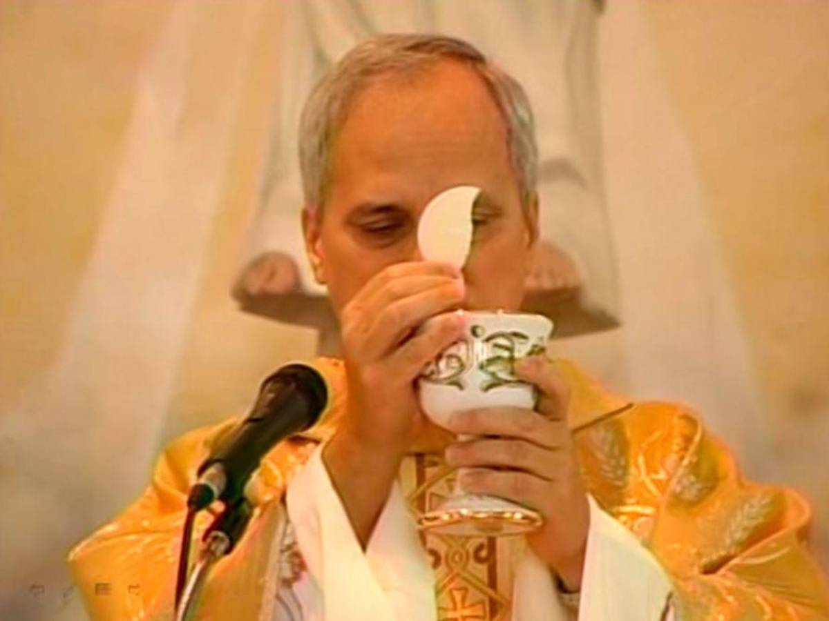 Cornelio López, el comunicador que entrevistó al papa León XIV en su visita a Honduras