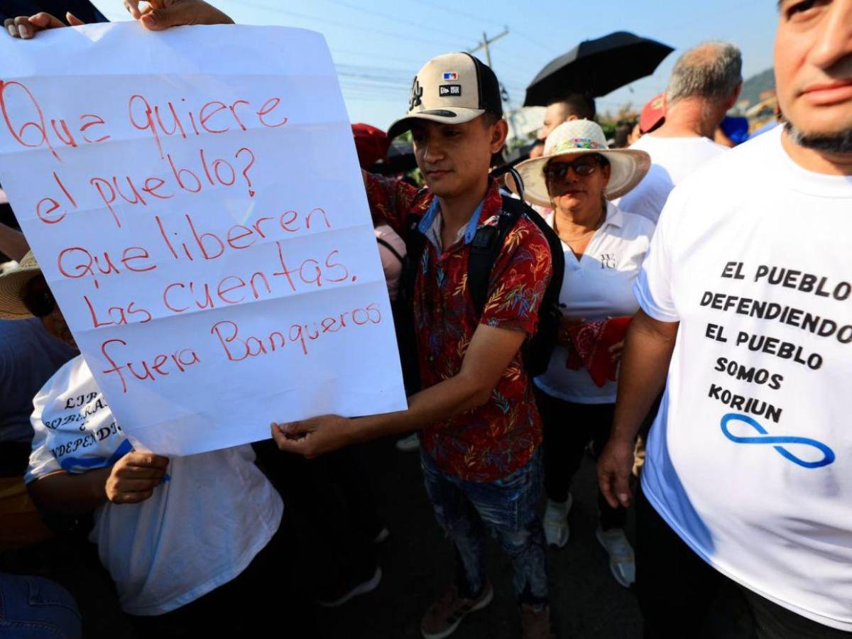 Similitudes de Iván Velásquez y Mantequilla: señalados por estafa pero aclamados por sus seguidores