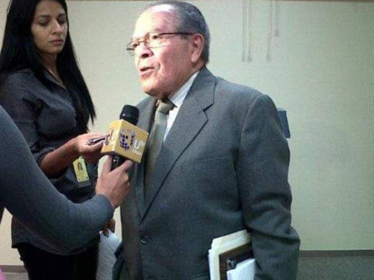 Muere el destacado economista Manlio Martínez Cantor