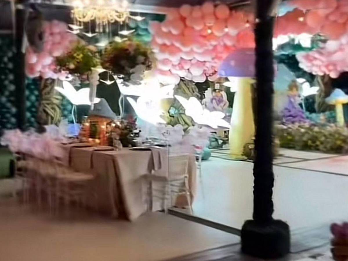 Anuel y su novia celebran por todo lo alto el primer año de su hija, Emma Luna