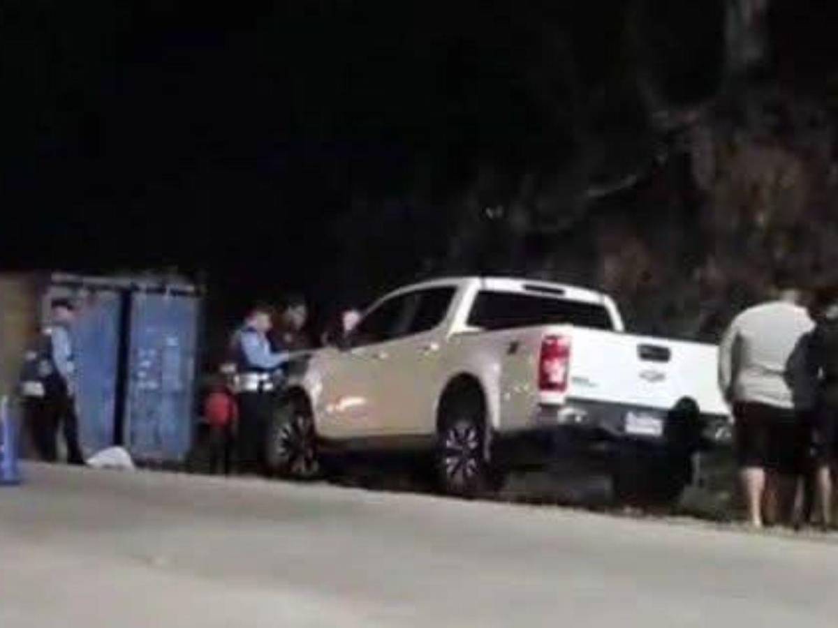 Angie Guerra, menor de 14 años, que murió en accidente en Roatán; conductor está grave