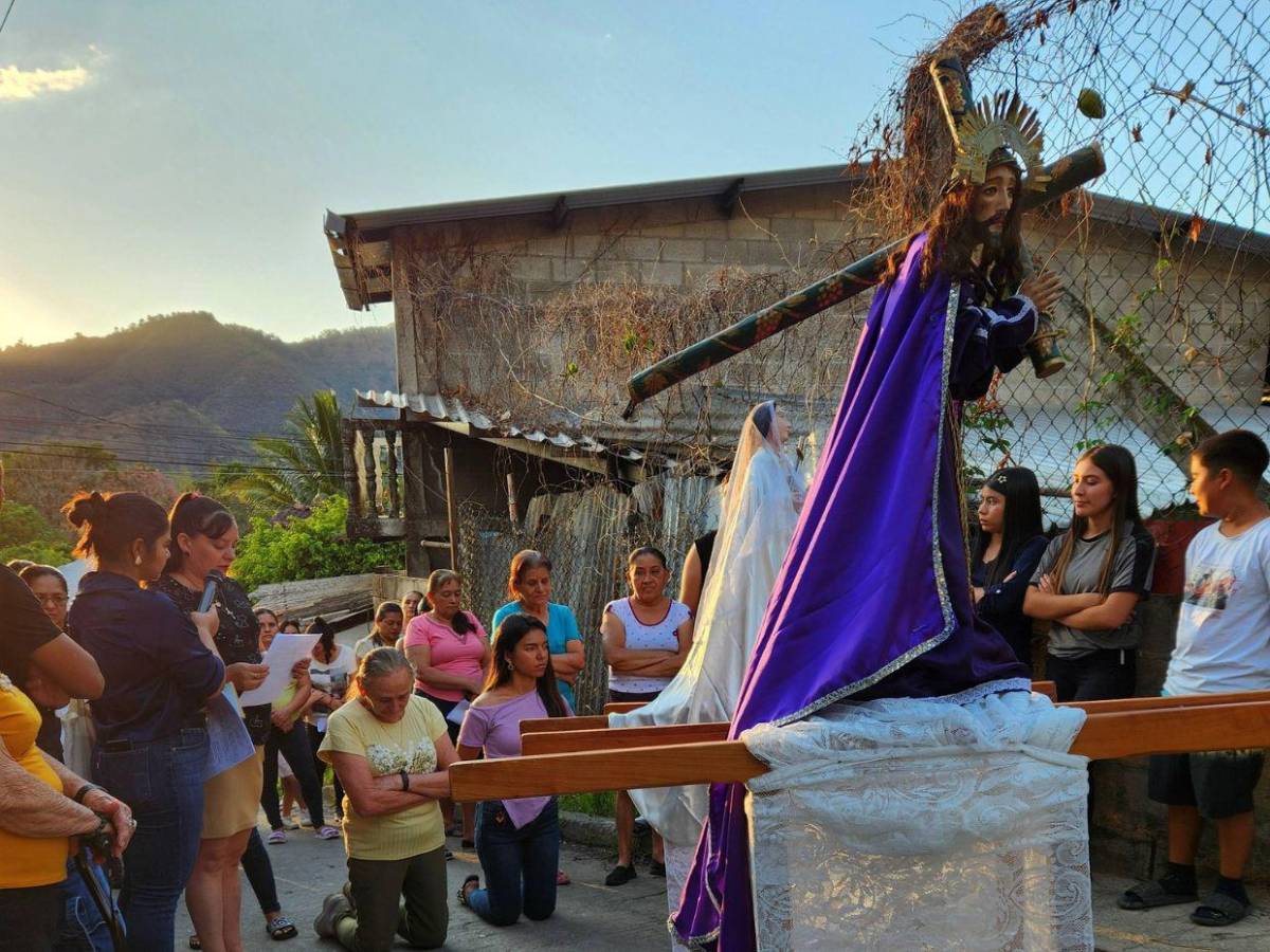 La Ceiba se llena de agradecimiento al recordar el regalo de salvación de Jesús