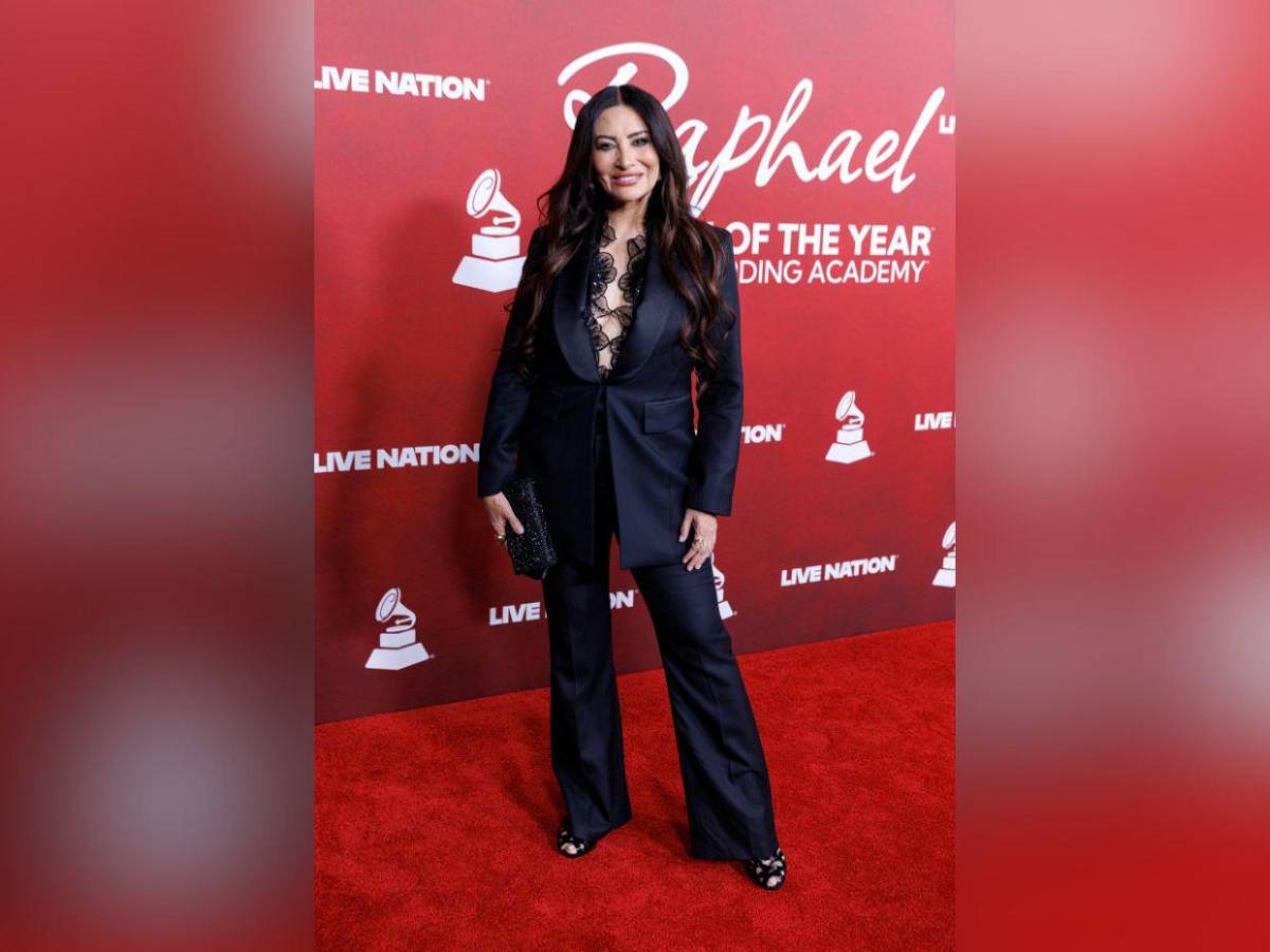 Los Latin Grammy, entre homenajes, ganadores y una alfombra roja deslucida