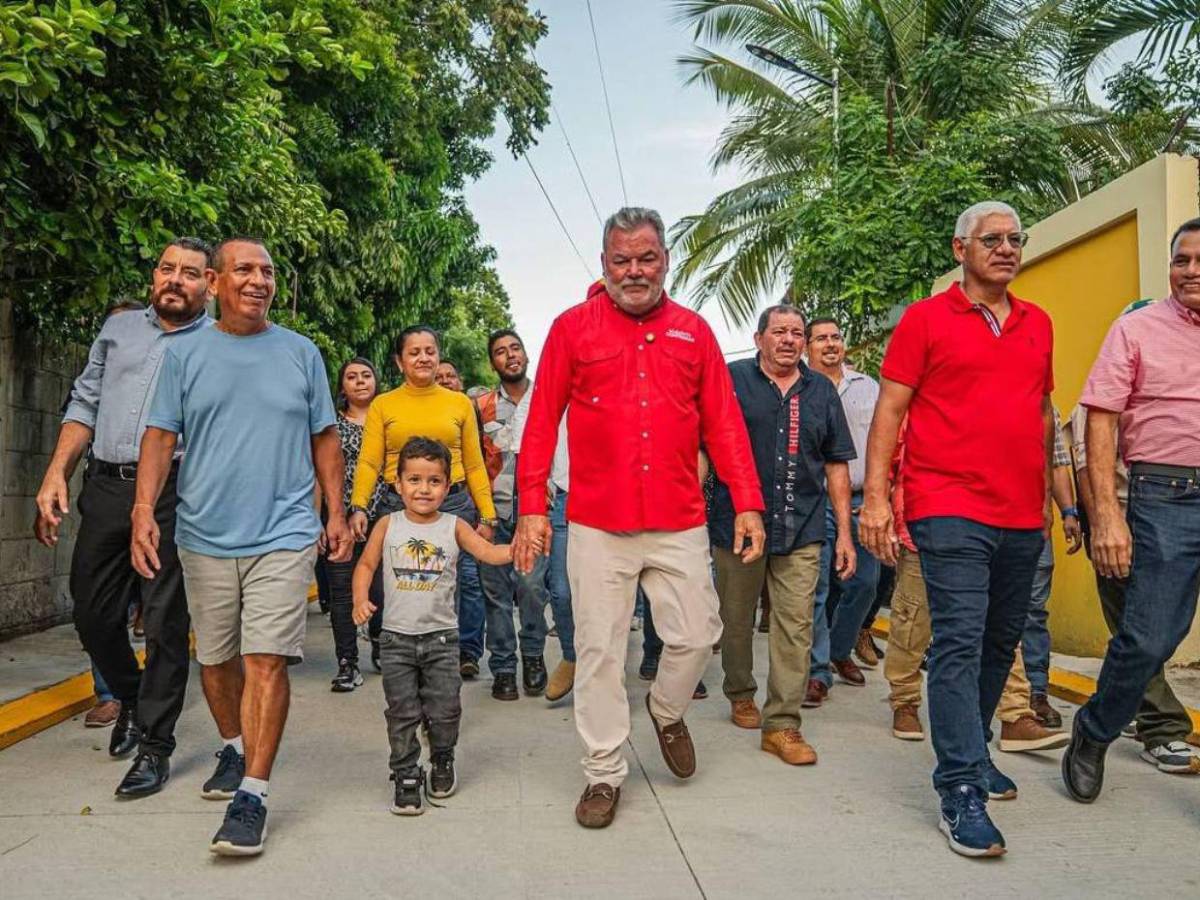 Trata de personas y fraude: las 10 líneas de investigación que rodean a Roberto Contreras