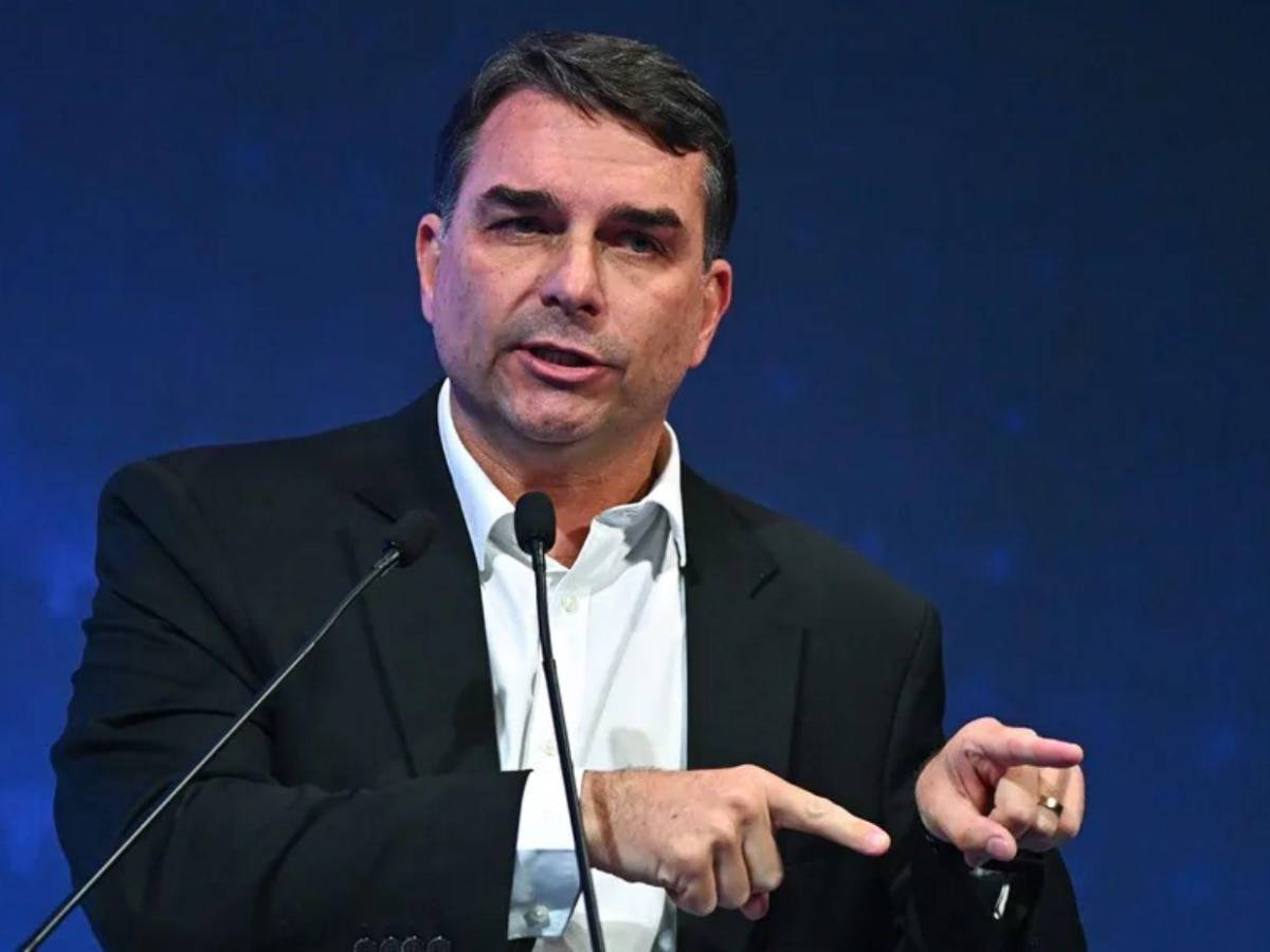Flávio Bolsonaro, prófugo e investigado por lavado de dinero y fraude: ¿qué se sabe de su paradero?