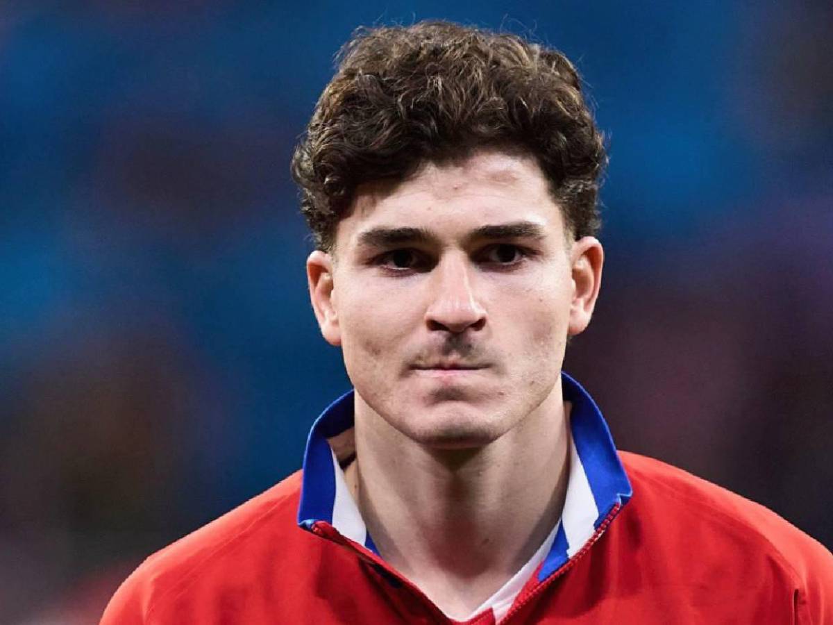 Barcelona ya lo sabe: se confirma el equipo en el que jugará Julián Álvarez la nueva temporada
